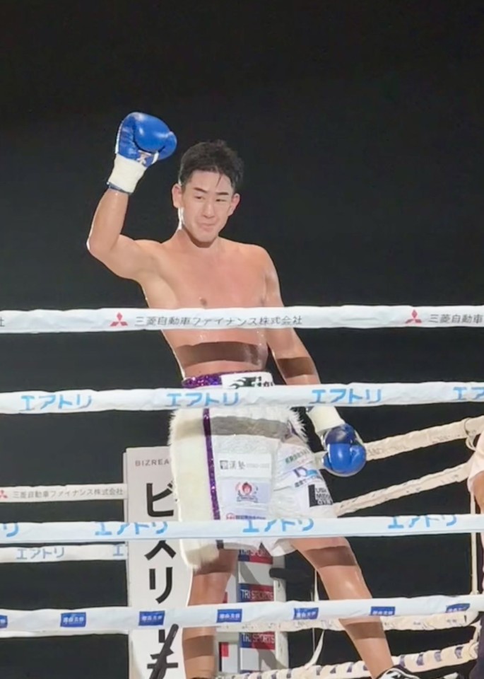 LUSH緑ジム所属・英豪選手の試合を応援！